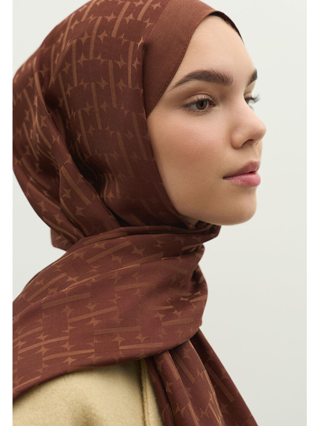 Kahverengi MONOGRAM PAMUK FLOŞ JAKARLI ŞAL AĞAÇ KABUĞU-3