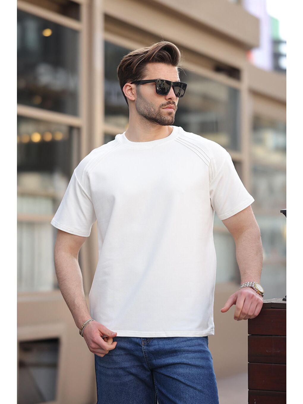 Ekru Bisiklet Yaka Basic Erkek T-Shirt E7138