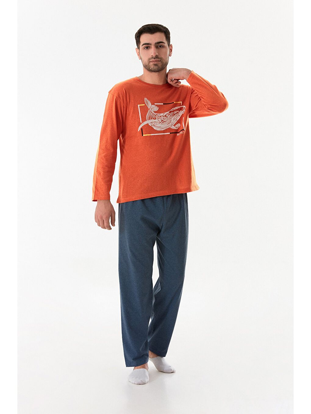 Turuncu Köpek Balığı Baskılı Pijama Takımı-3