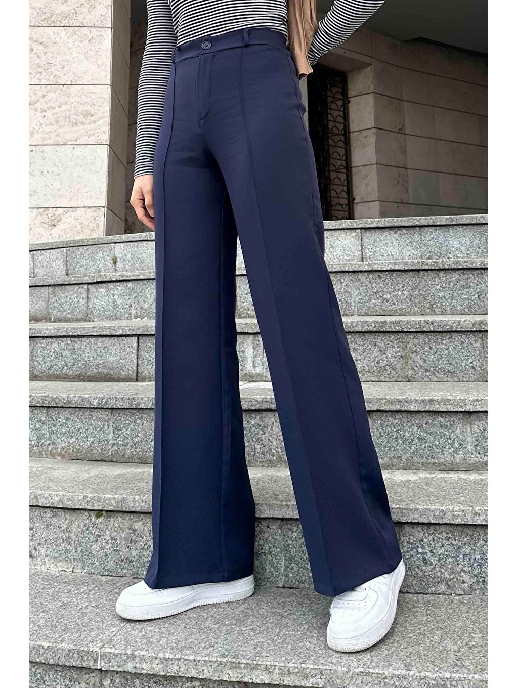 Çımalı Bol Paça Pantolon Lacivert-3