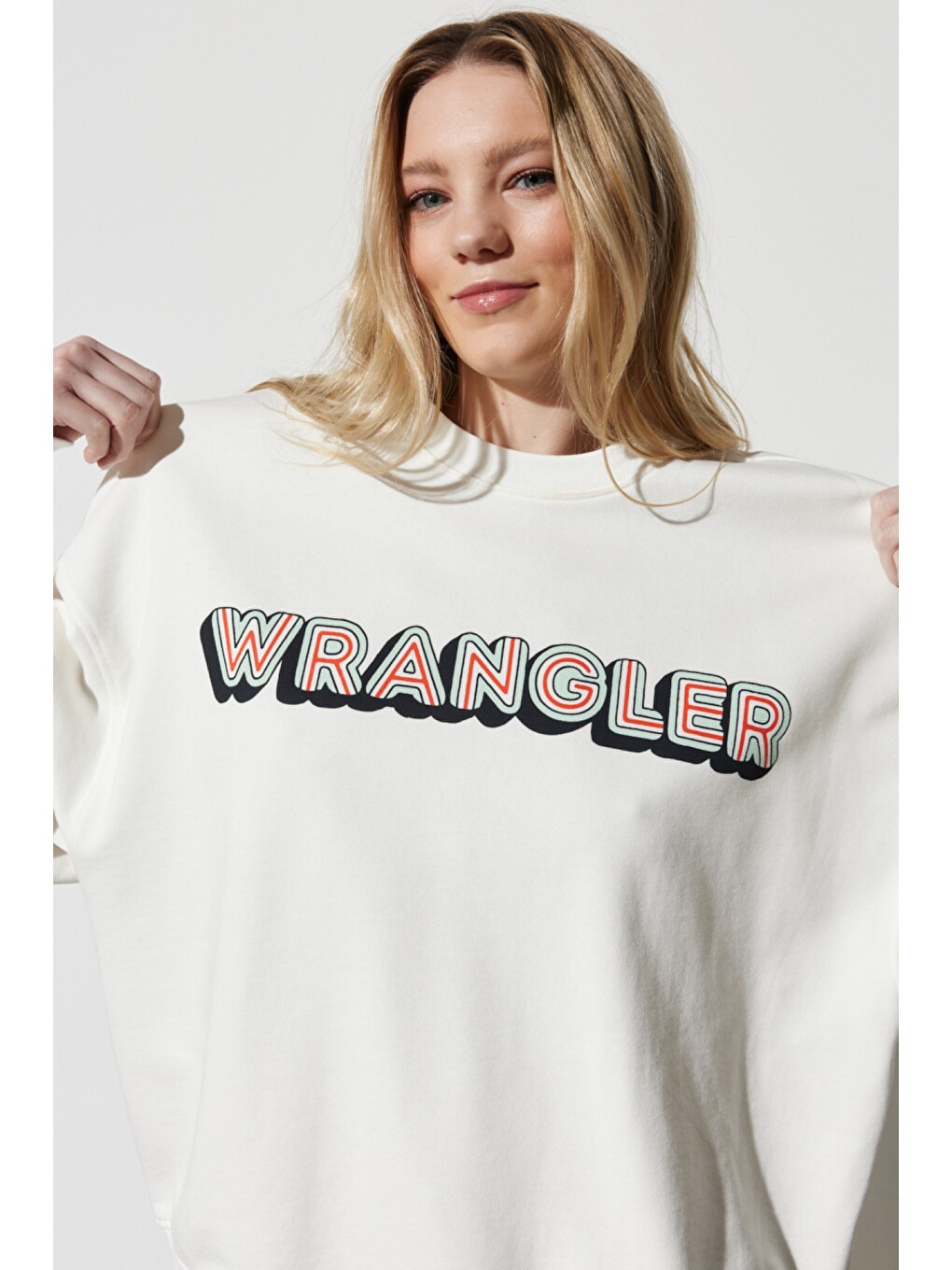Regular Fit Normal Kesim %100 Pamuk Bisiklet Yaka Beyaz Sweatshirt-3