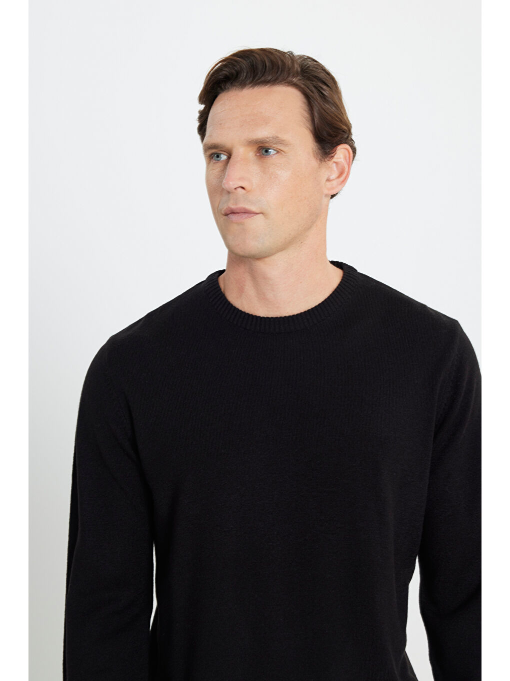 Erkek Siyah Anti-Pilling Tüylenme Yapmayan Standart Fit Normal Kesim Bisiklet Yaka Triko Kazak-4