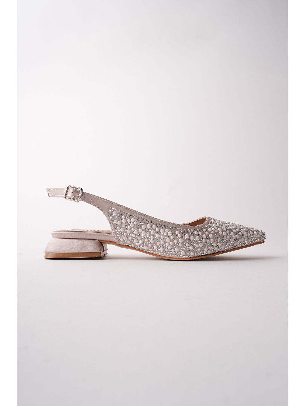 Bej SYROS İnci Taş İşlemeli Sivri Burun Arkası Açık Kadın Topuklu Ayakkabı-1