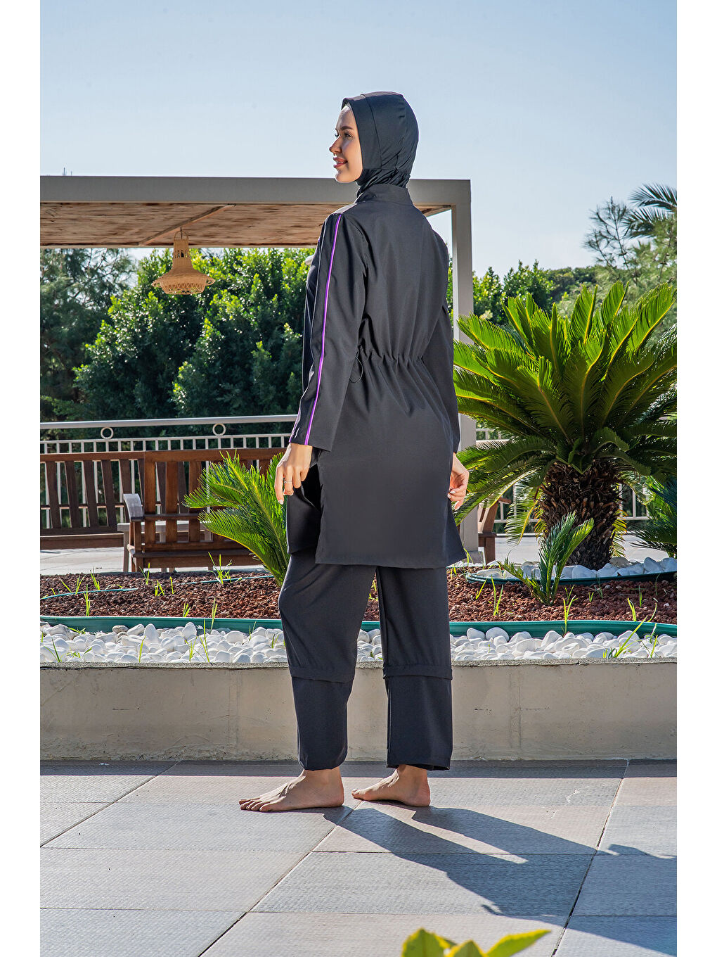 Siyah Kadın Hızlı Kuruyan Lastikli Fermuarlı Bol Dik Yaka Tesettür Mayo-1