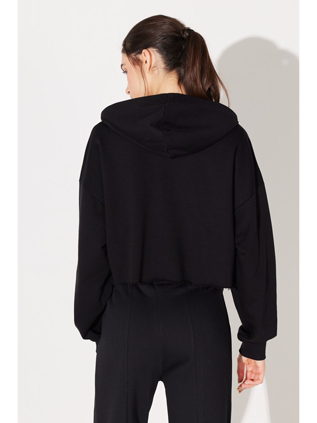 Regular Fit Normal Kesim Kapüşonlu Şardonlu Siyah Sweatshirt-4