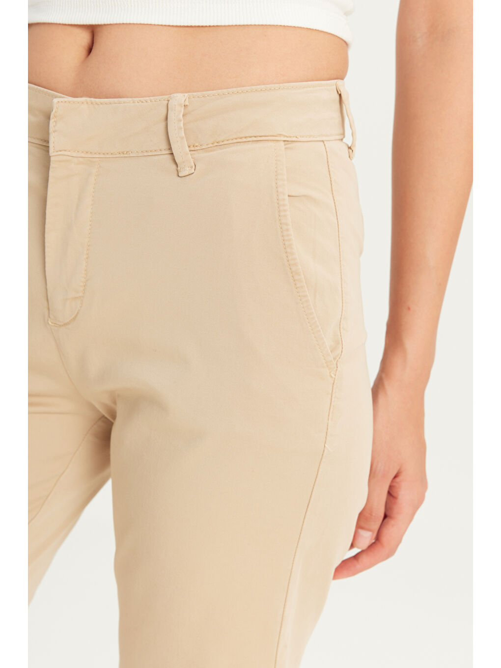 Bej Regular Fit Normal Kesim Normal Bel Taş Rengi Chino Şort-4