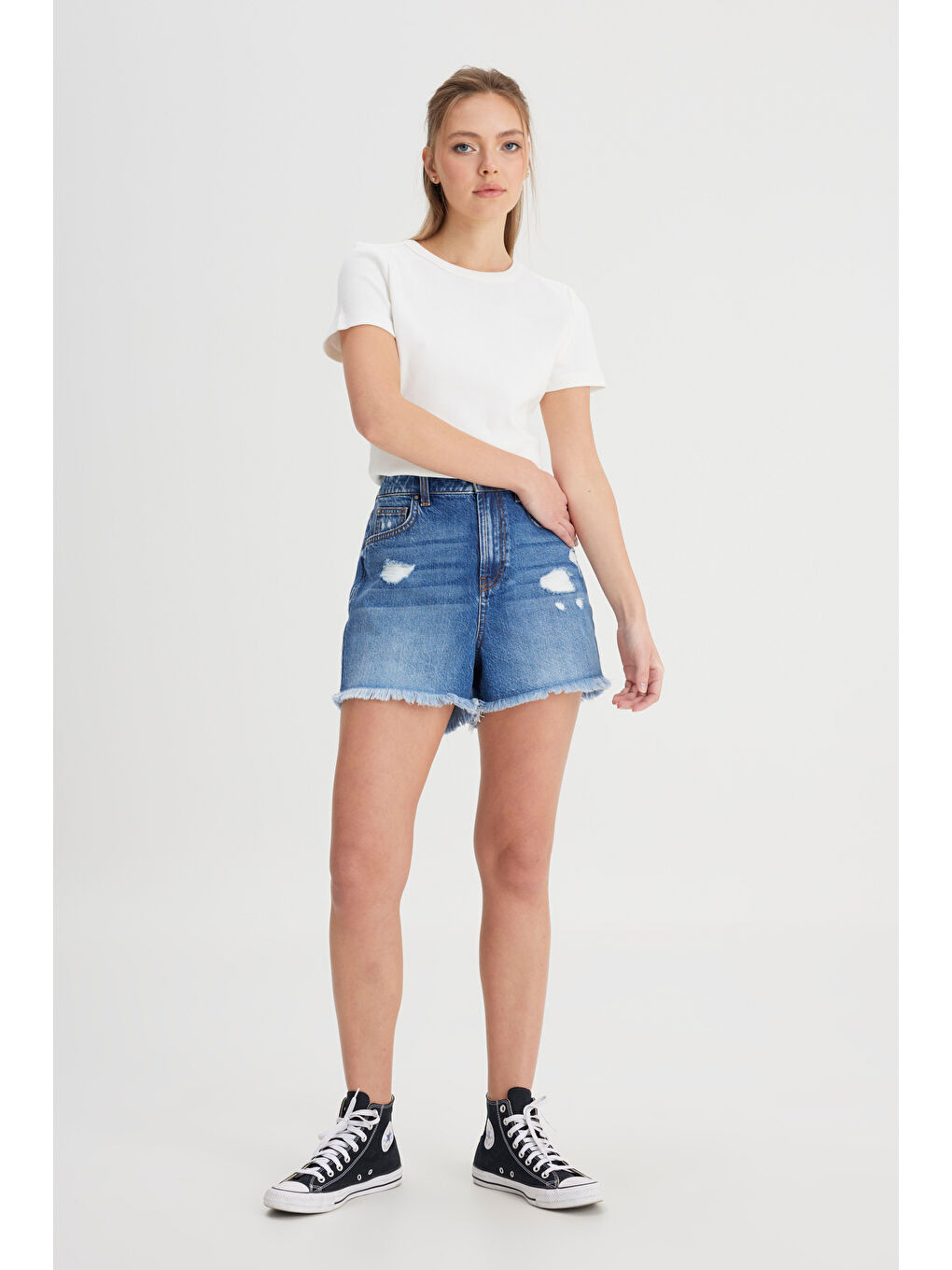 Yeşil Regular Fit Normal Kesim Düşük Bel %100 Pamuk Mavi Jean Jean Şort-1