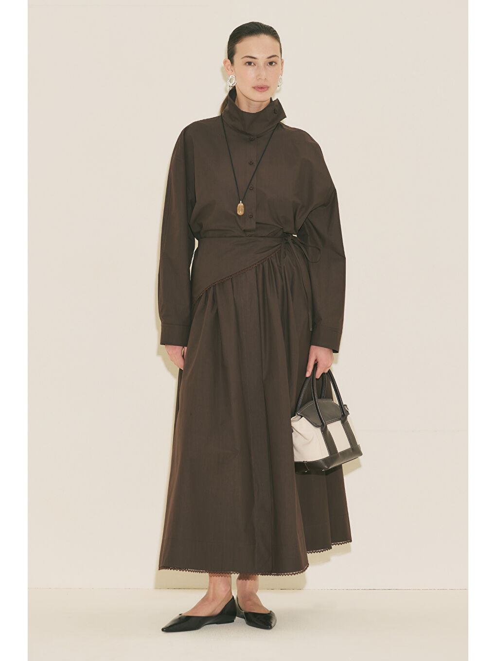 Yüksek Yakalı Kısa Gömlek Kahverengi-3