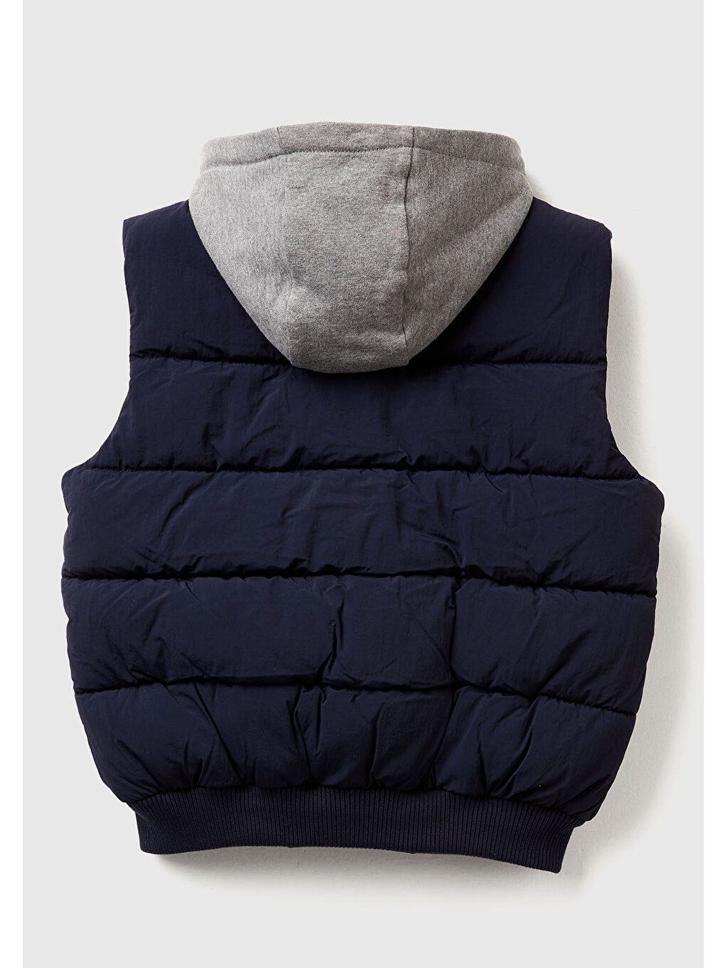 Erkek Çocuk Lacivert Logo Detaylı Nervürlü Çıkarılabilir Kapüşonlu Dolgulu Yelek-1