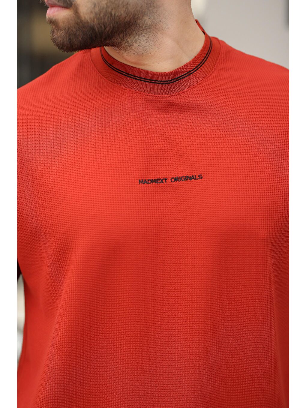 Kahverengi Kiremit Nakış Detaylı Basic Erkek T-Shirt E7106-3