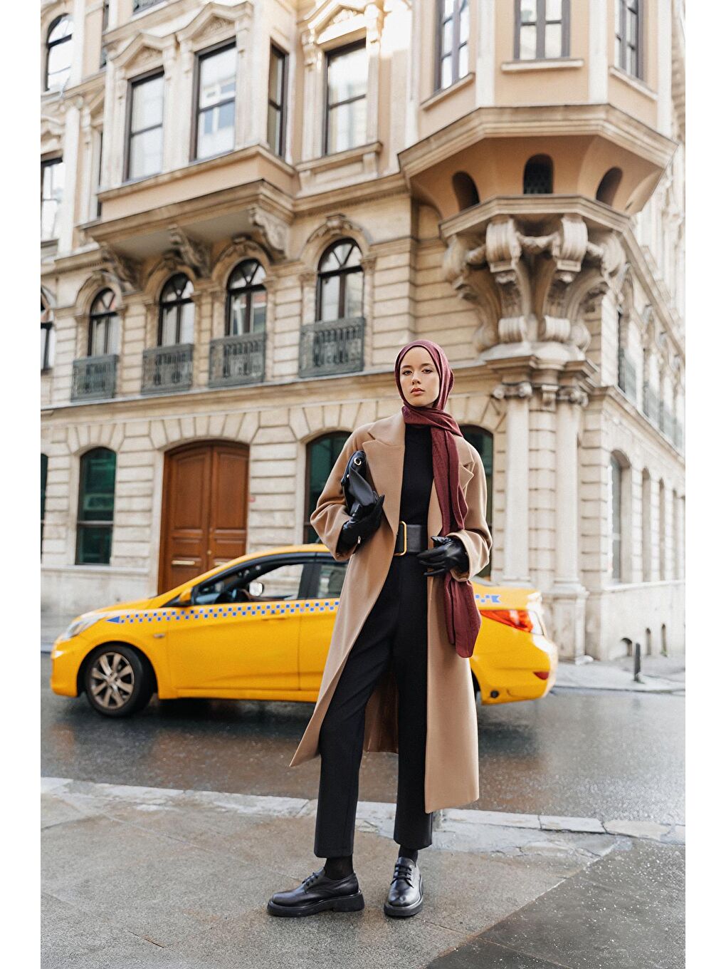 Kahverengi Etiket Detaylı Kaban 24K8102 Camel