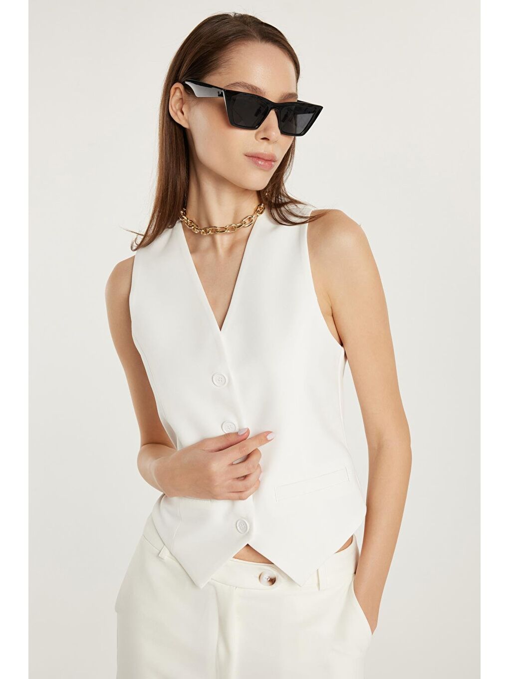 Kadın Slim Fit Dar Kesim Sıfır Kol Kruvaze Yaka İspanyol Paça Ekru Yelek Pantolonlu Takım-1