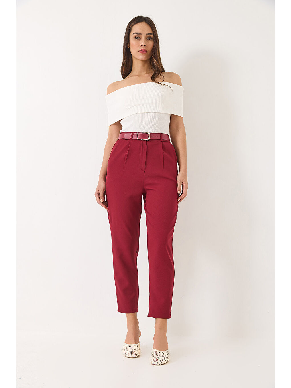 Bordo Kadın Yüksek Bel Cepli Arkası Lastikli Kemerli Duble Havuç Pantolon-1