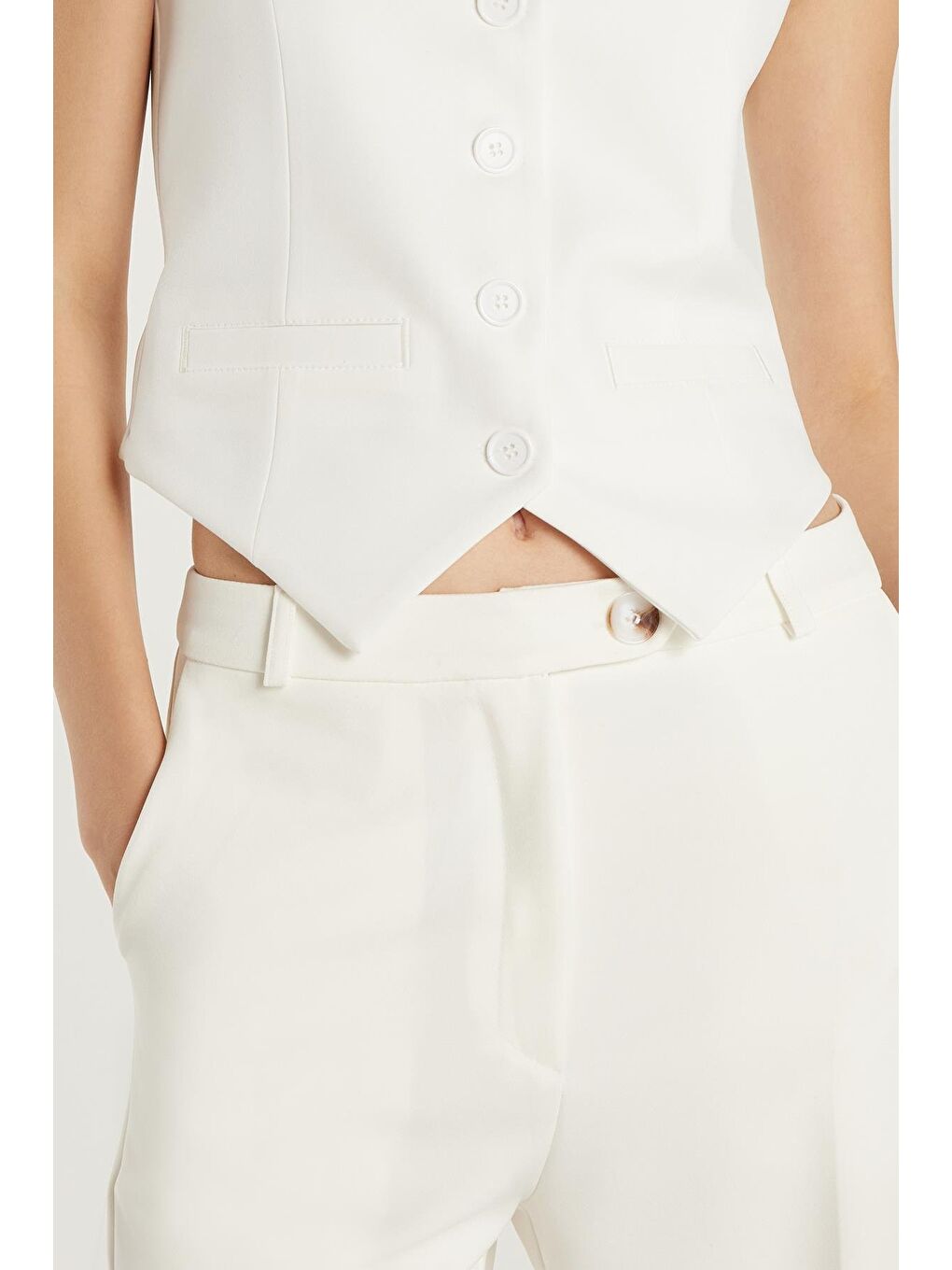 Kadın Slim Fit Dar Kesim Sıfır Kol Kruvaze Yaka İspanyol Paça Ekru Yelek Pantolonlu Takım-2