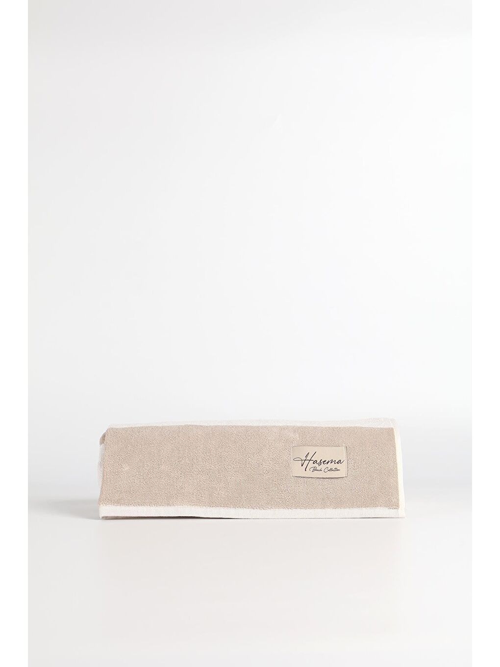 Bej Şeritli Beyaz Plaj Havlusu 27