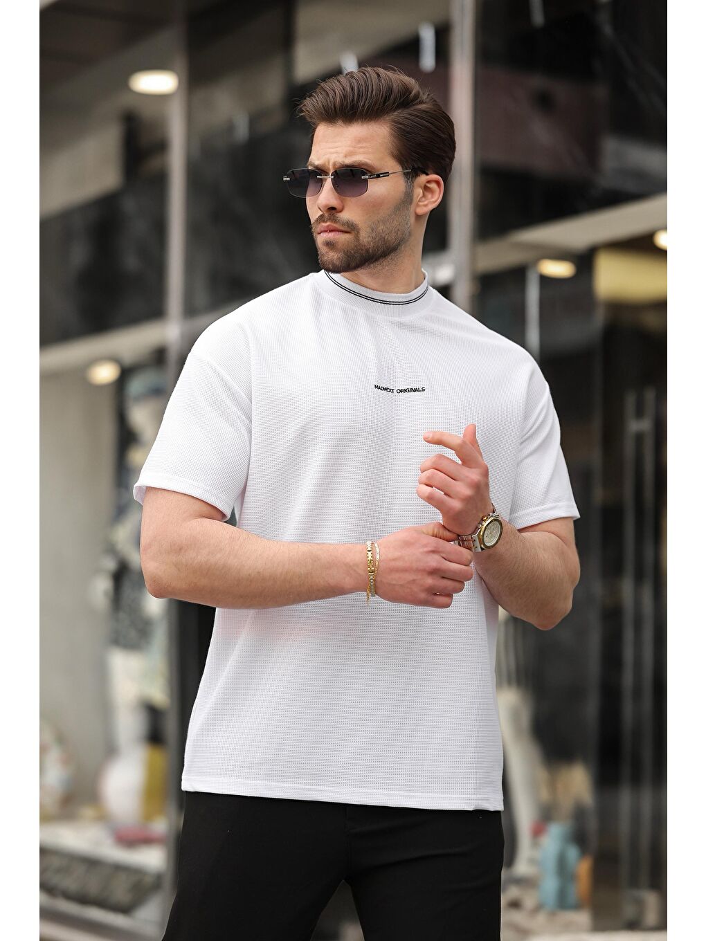 Beyaz Nakış Detaylı Basic Erkek T-Shirt E7106-2