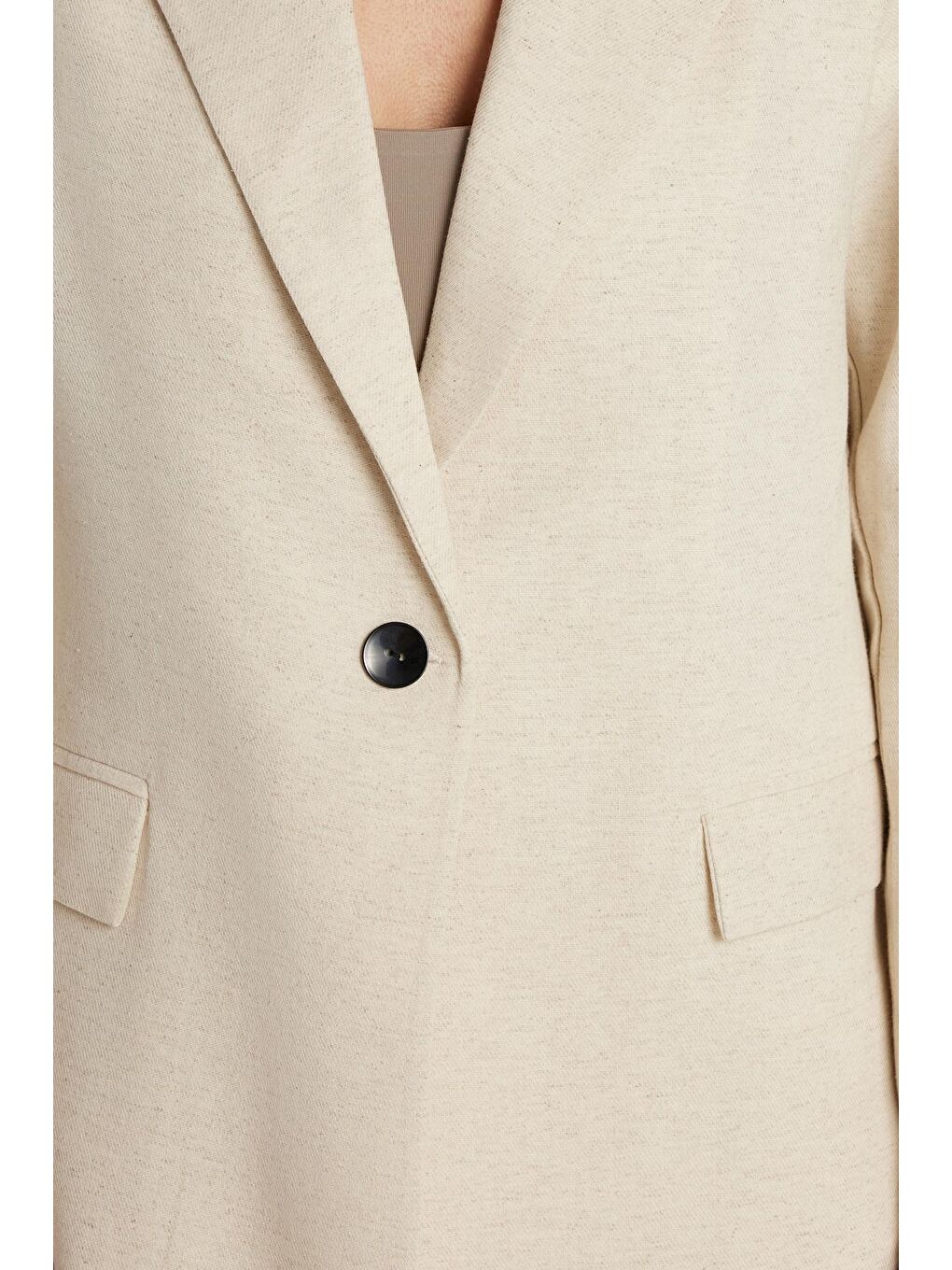 Kadın Slim Fit Uzun Kollu Mono Yaka Düğmeli Ekru Ceket Pantolonlu Takım-2