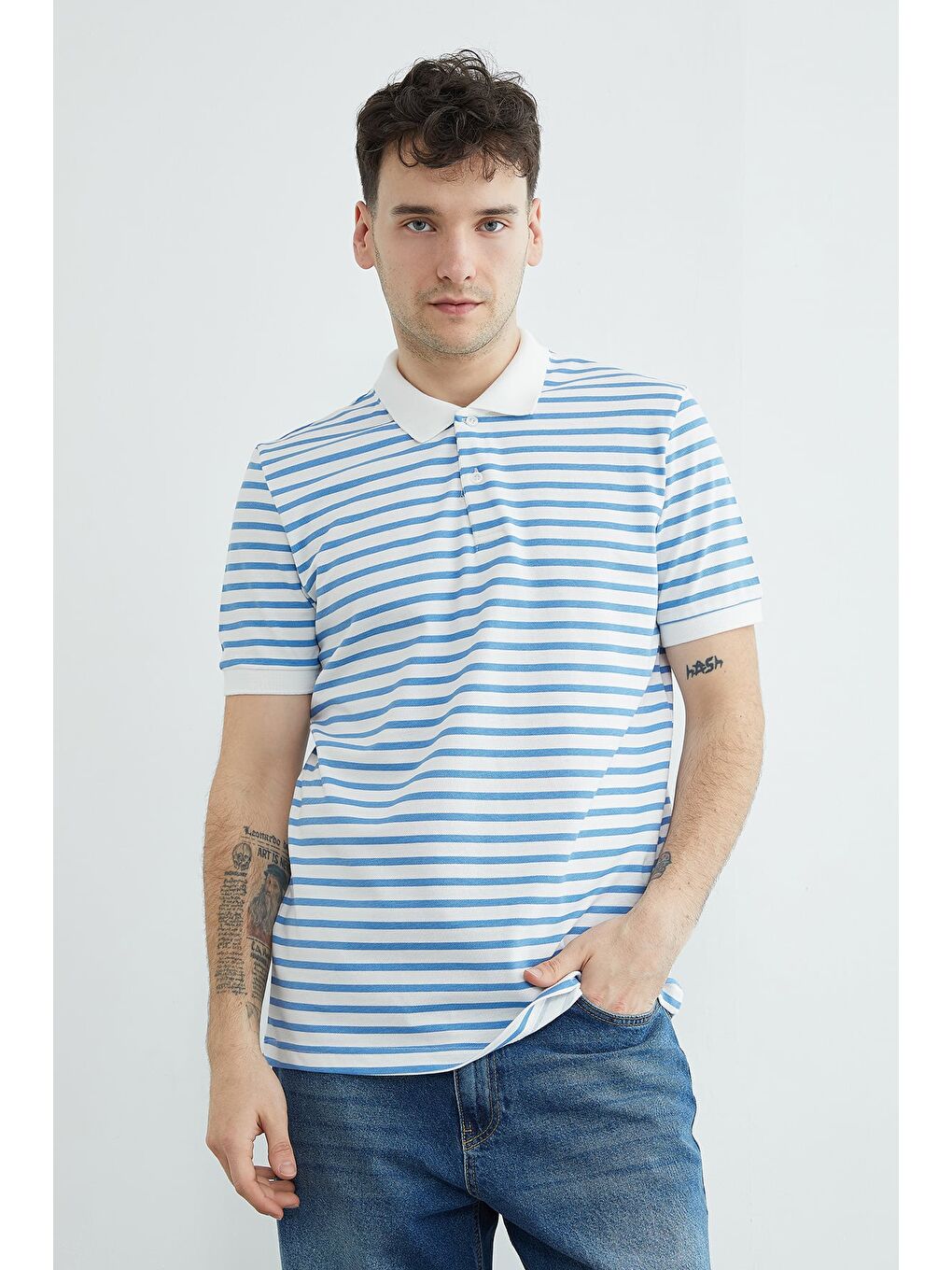 Mavi Çizgili Polo Yaka Yarım Düğmeli Tişört-1
