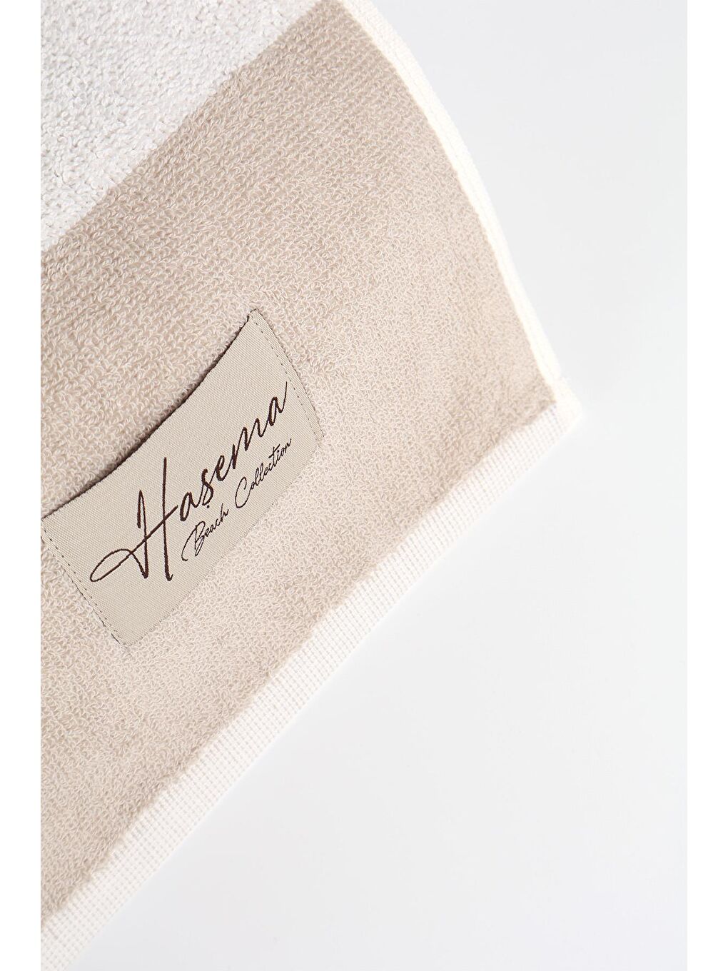 Bej Şeritli Beyaz Plaj Havlusu 27-5