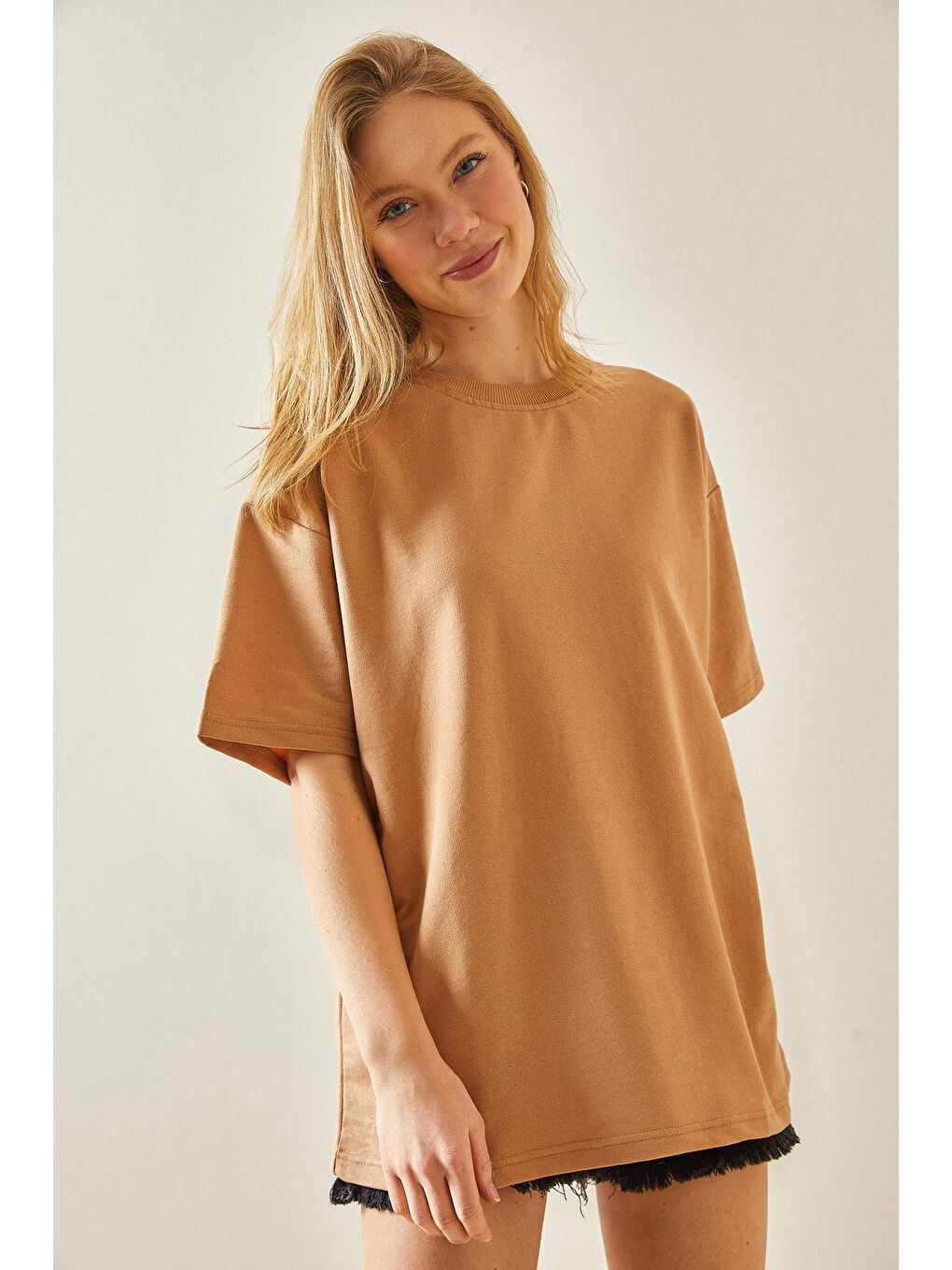 XHAN Taba Oversize Basic T-Shirt 3YXK1-47087-30 - 3