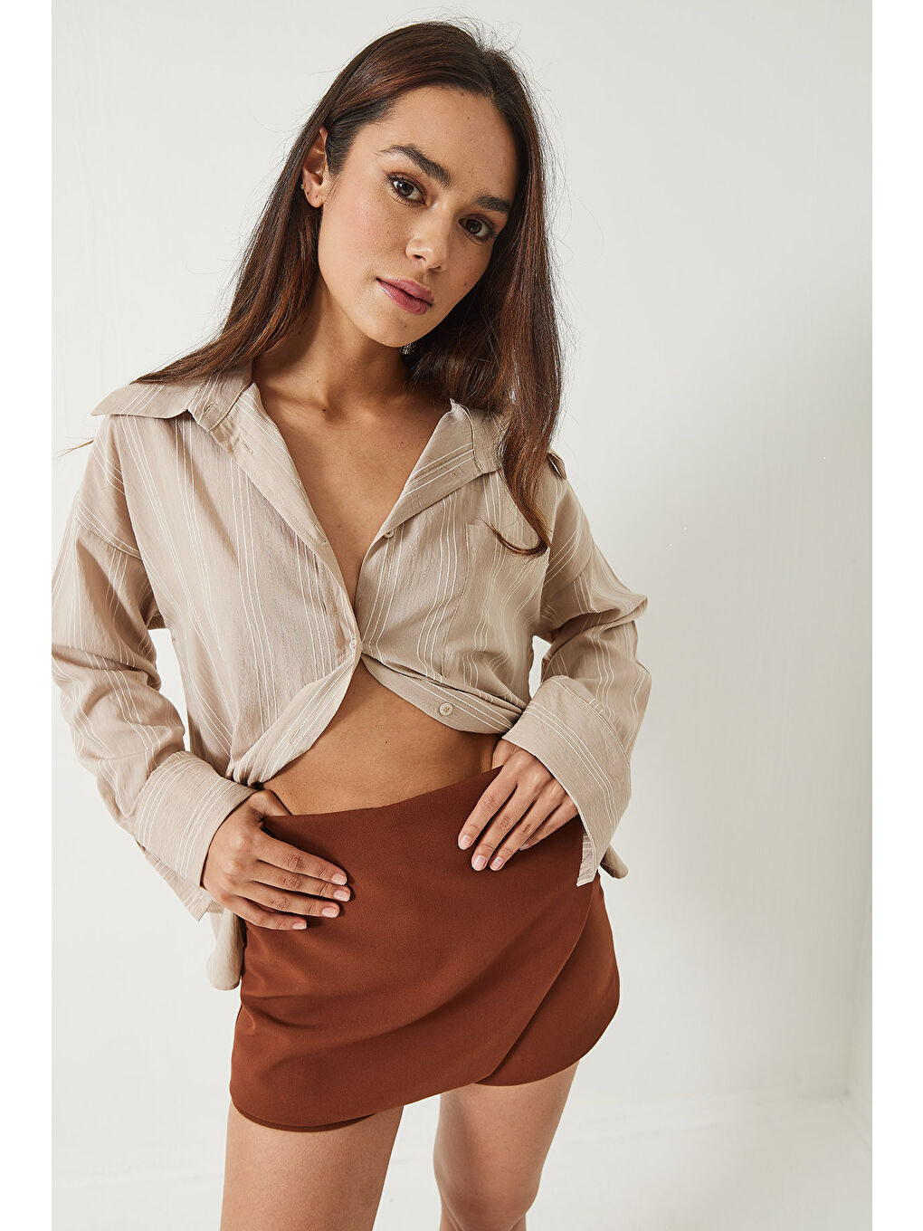 Bej Kadın Tek Cepli Çizgili Salaş Gömlek-5