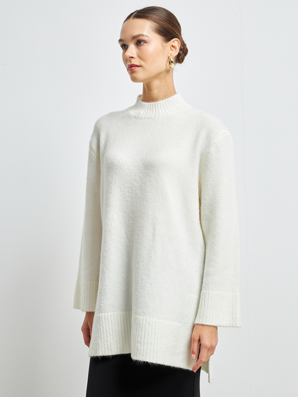 Kadın Ekru Balıkçı Yaka Yumuşak Dokulu Basic Kazak-1