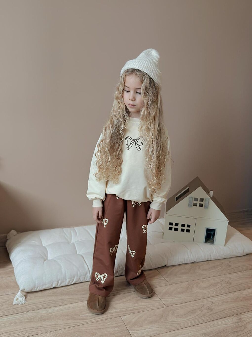 Ekru Kız Çocuk Pamuklu Fiyonk Desenli Eşofman Takımı Krem-2