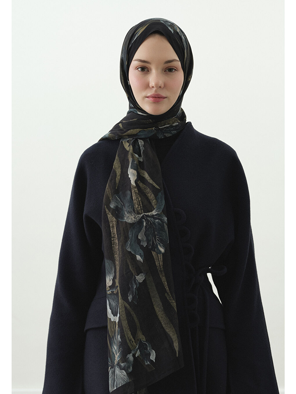 Siyah ZELINDA DESENLİ PAMUK VİSKON ŞAL SİYAH-1
