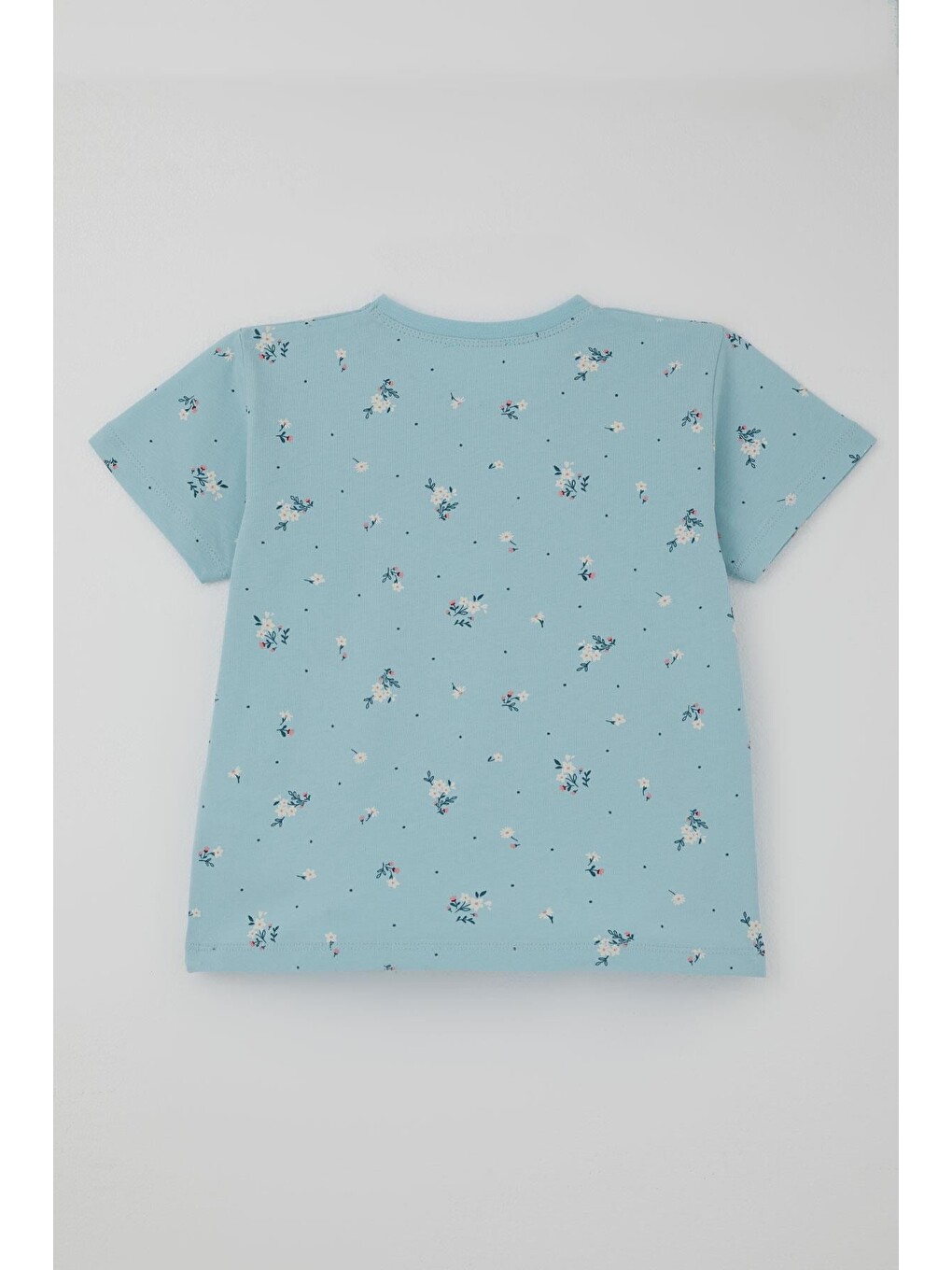 Kız Çocuk Şortlu Pijama Takımı Çiçek Desenli Açık Mavi (4-8 Yaş)-5