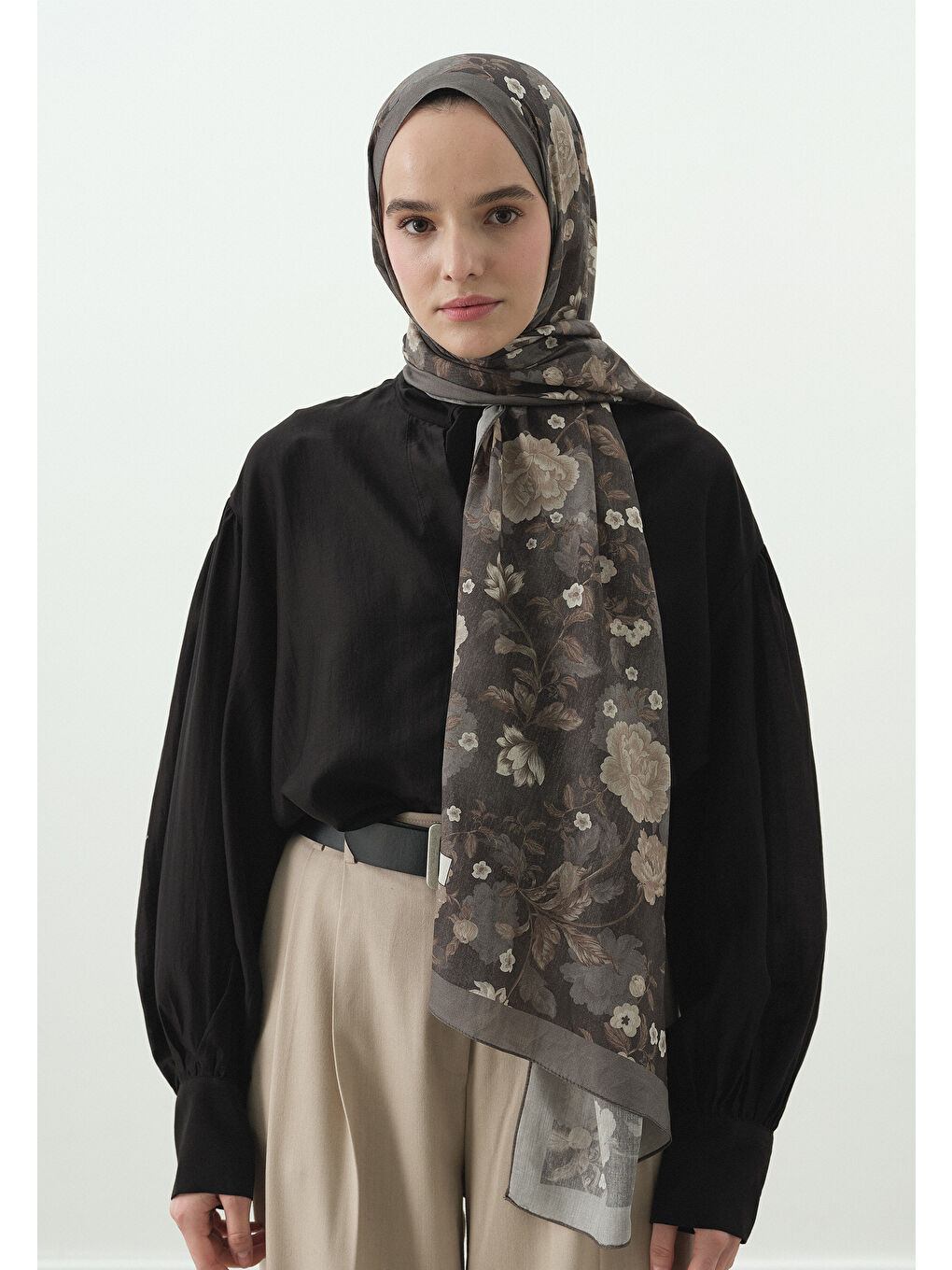 Gri REVERIE DESENLİ PAMUK VİSKON ŞAL FÜME-1