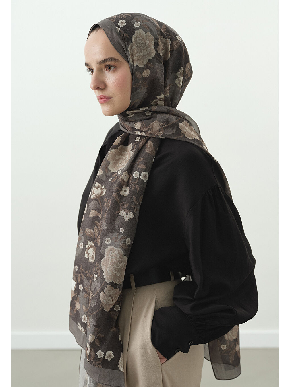 Gri REVERIE DESENLİ PAMUK VİSKON ŞAL FÜME-2