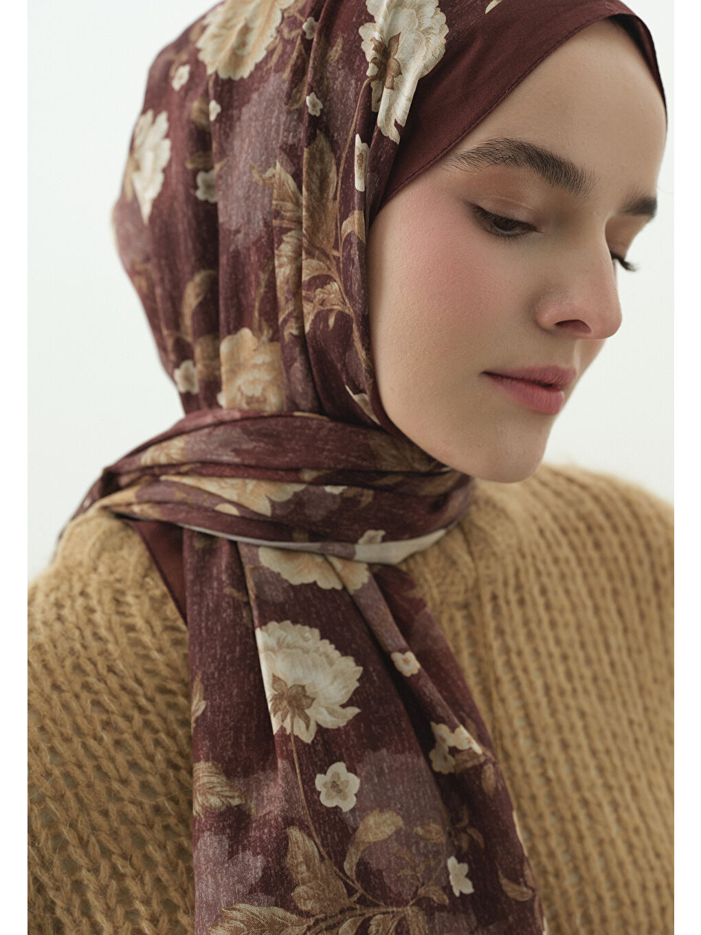 Bordo REVERIE DESENLİ PAMUK VİSKON ŞAL BORDO-3
