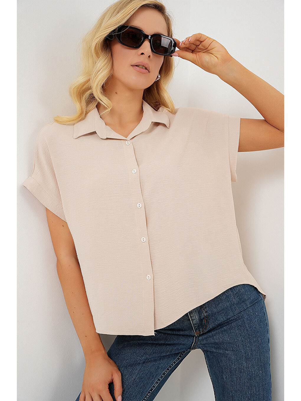 Ekru Kadın Oversize Kısa Kol Gömlek 20322 - Krem-3