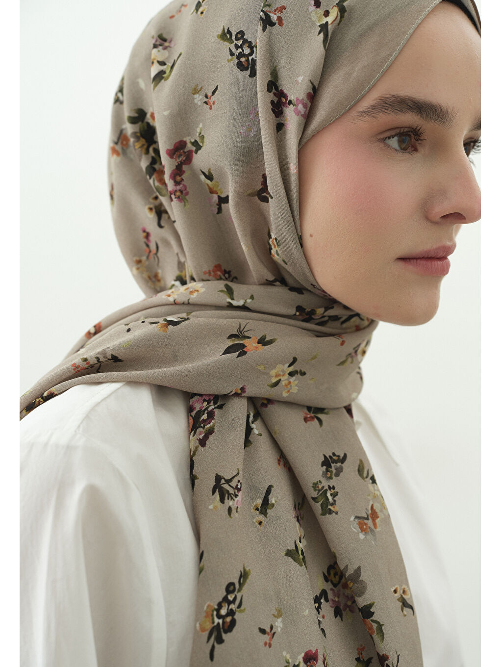 Bej TINY BLOOMS DESENLİ PAMUK VİSKON ŞAL VİZON-3