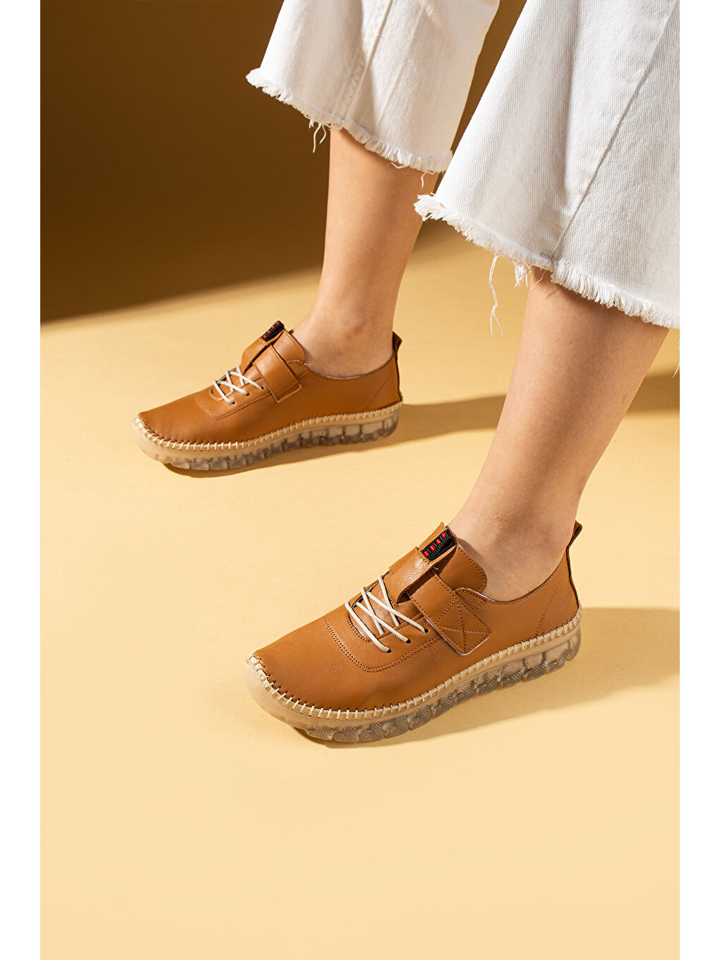 Kahverengi Hakiki Yumuşak Deri Hafif Comfort Taban Cırtlı Kadın Spor Ayakkabı 59-380-25-1