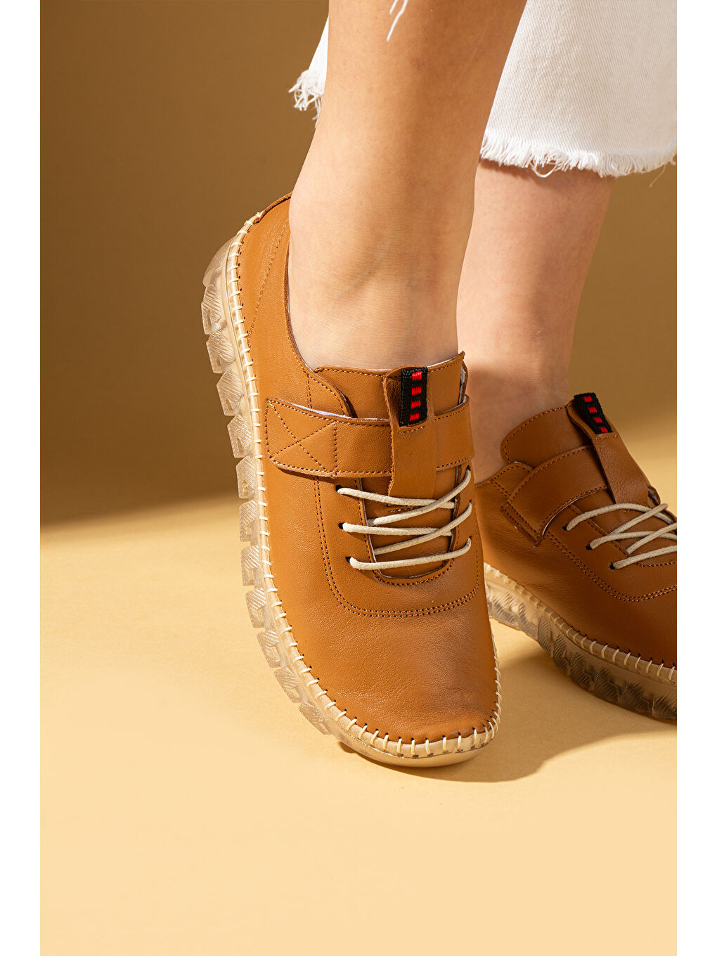 Kahverengi Hakiki Yumuşak Deri Hafif Comfort Taban Cırtlı Kadın Spor Ayakkabı 59-380-25-2