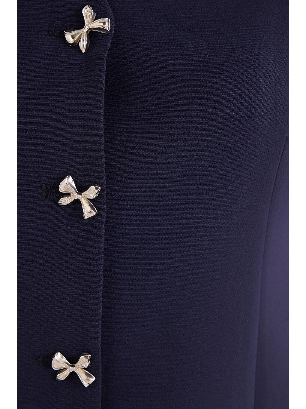 Kadın Standart Fit Sıfır Kol Kruvaze Yaka Düğmeli Lacivert Yelekli Pantolonlu Takım-5