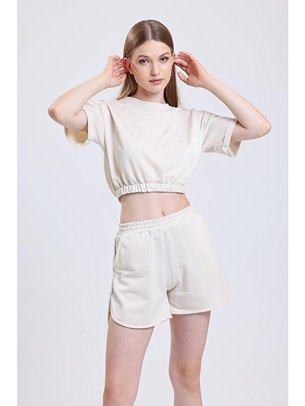 Ekru Bisiklet Yaka Kısa Kollu Crop Şortlu Kadın Pijama Takımı-4