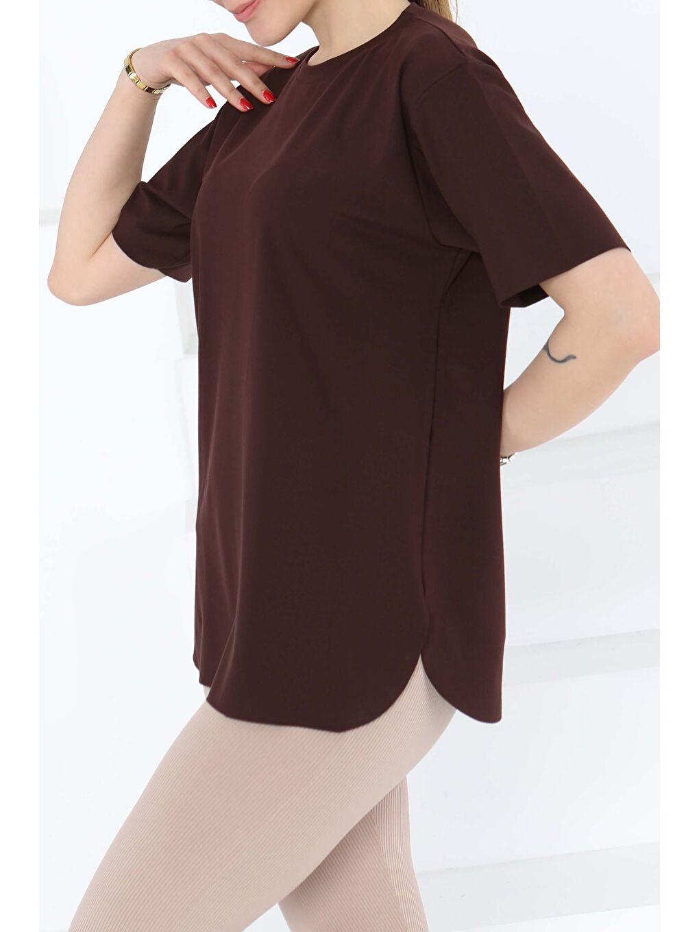 Kahverengi Yırtmalı Kısa Kollu T-Şhirt Kahve - 27117-2