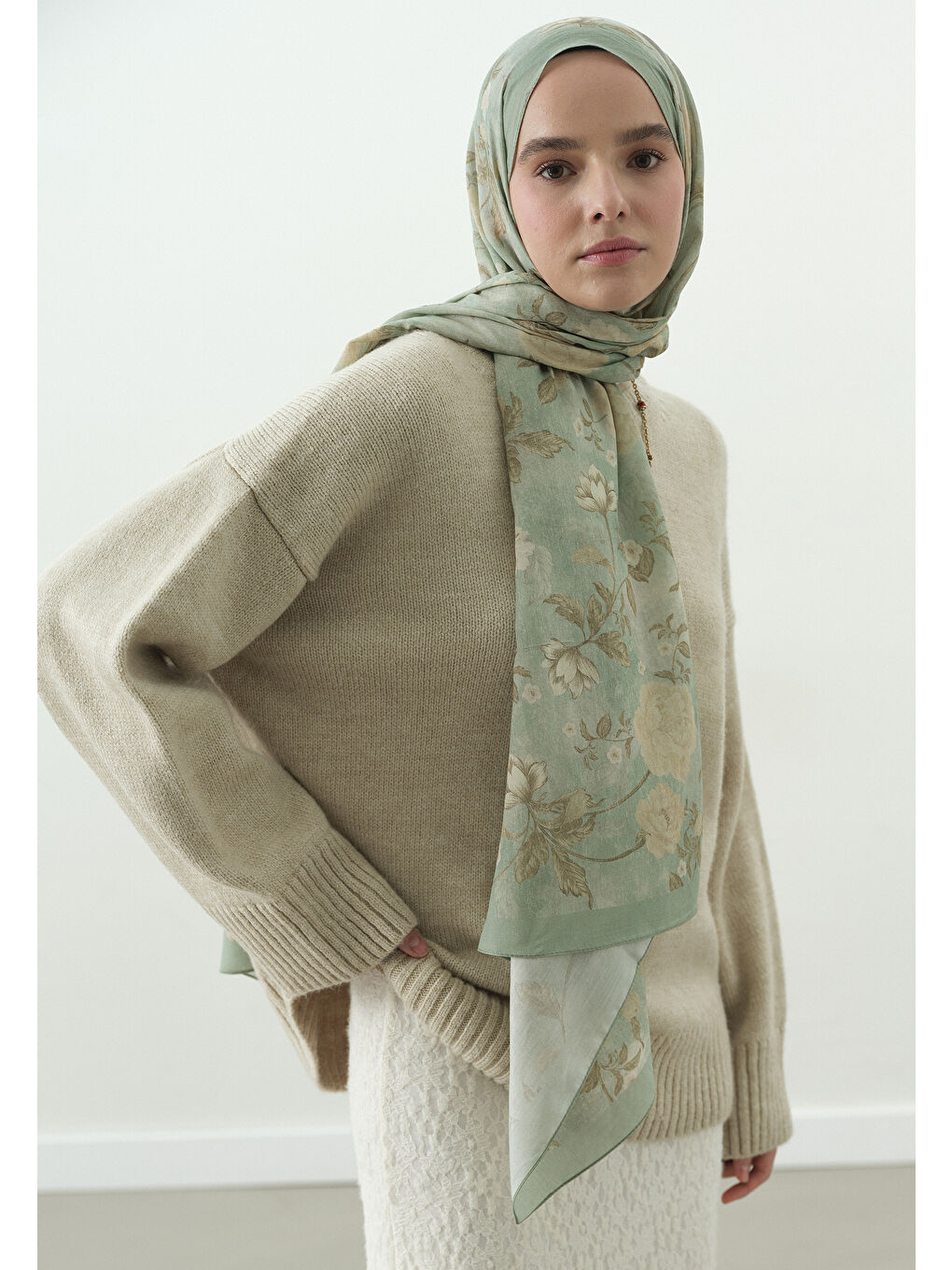 Yeşil REVERIE DESENLİ PAMUK VİSKON ŞAL MİNT YEŞİLİ-1