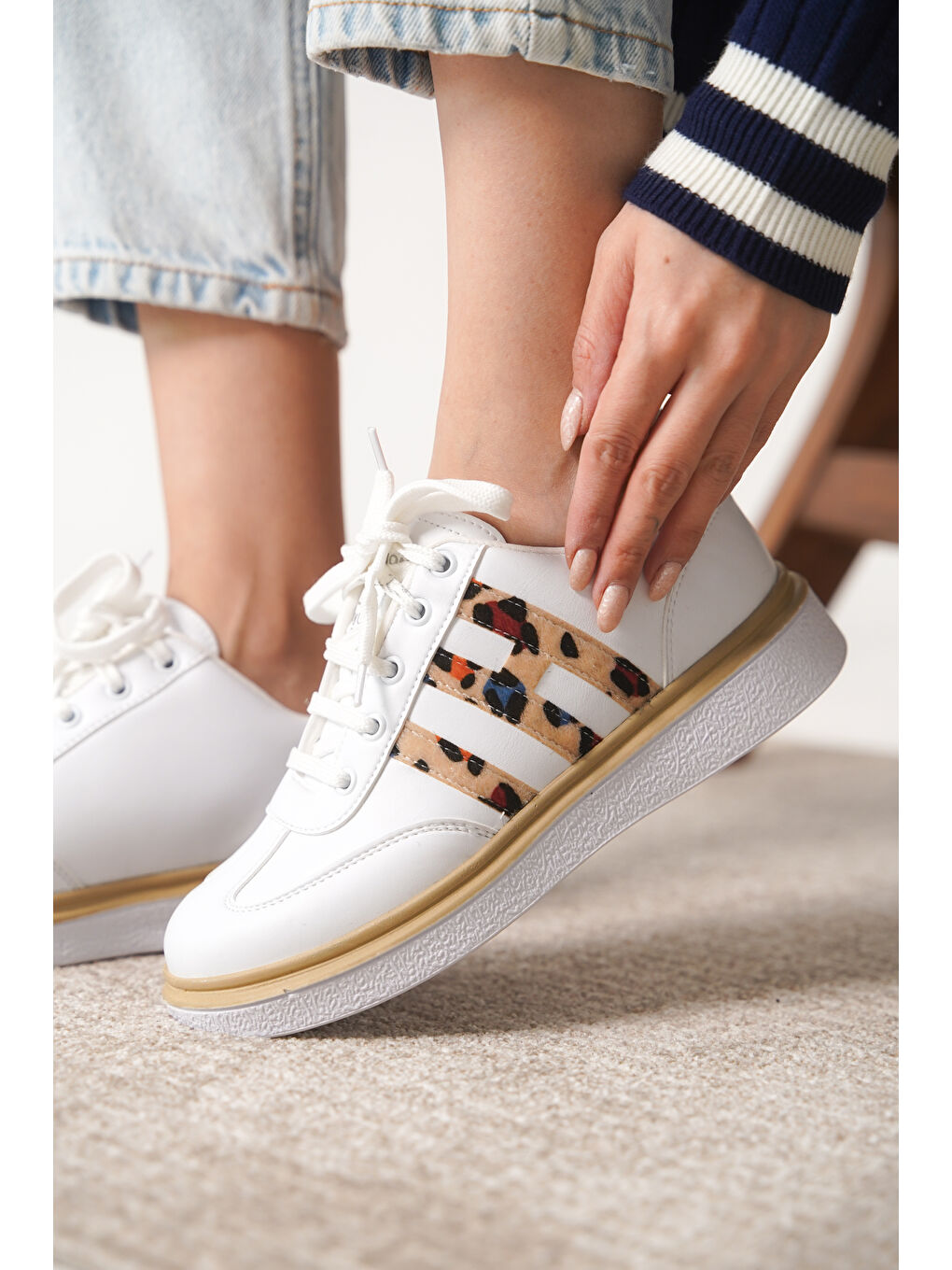 Beyaz D0516 Günlük Ortopedik Kadın Sneaker Spor Ayakkabı