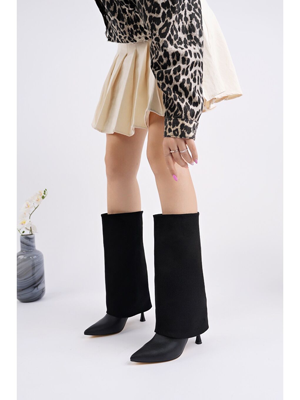 Siyah CATİE Süet Sivri Burun İnce Topuklu Kadın Çizme-2