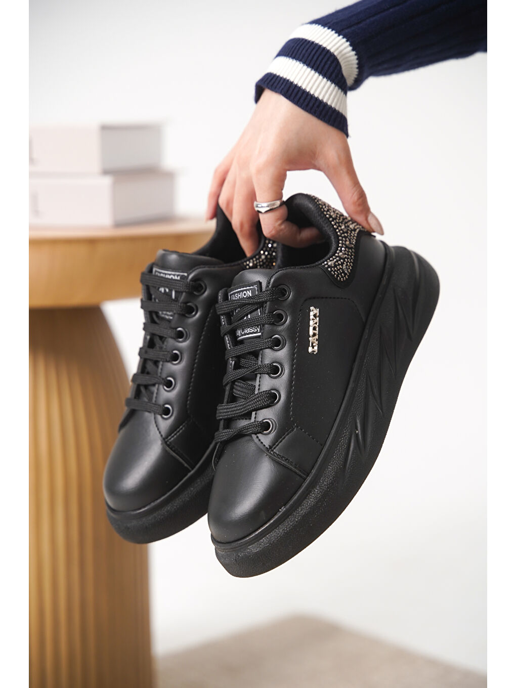 Siyah D0529 Günlük Ortopedik Kadın Sneaker Spor Ayakkabı-3