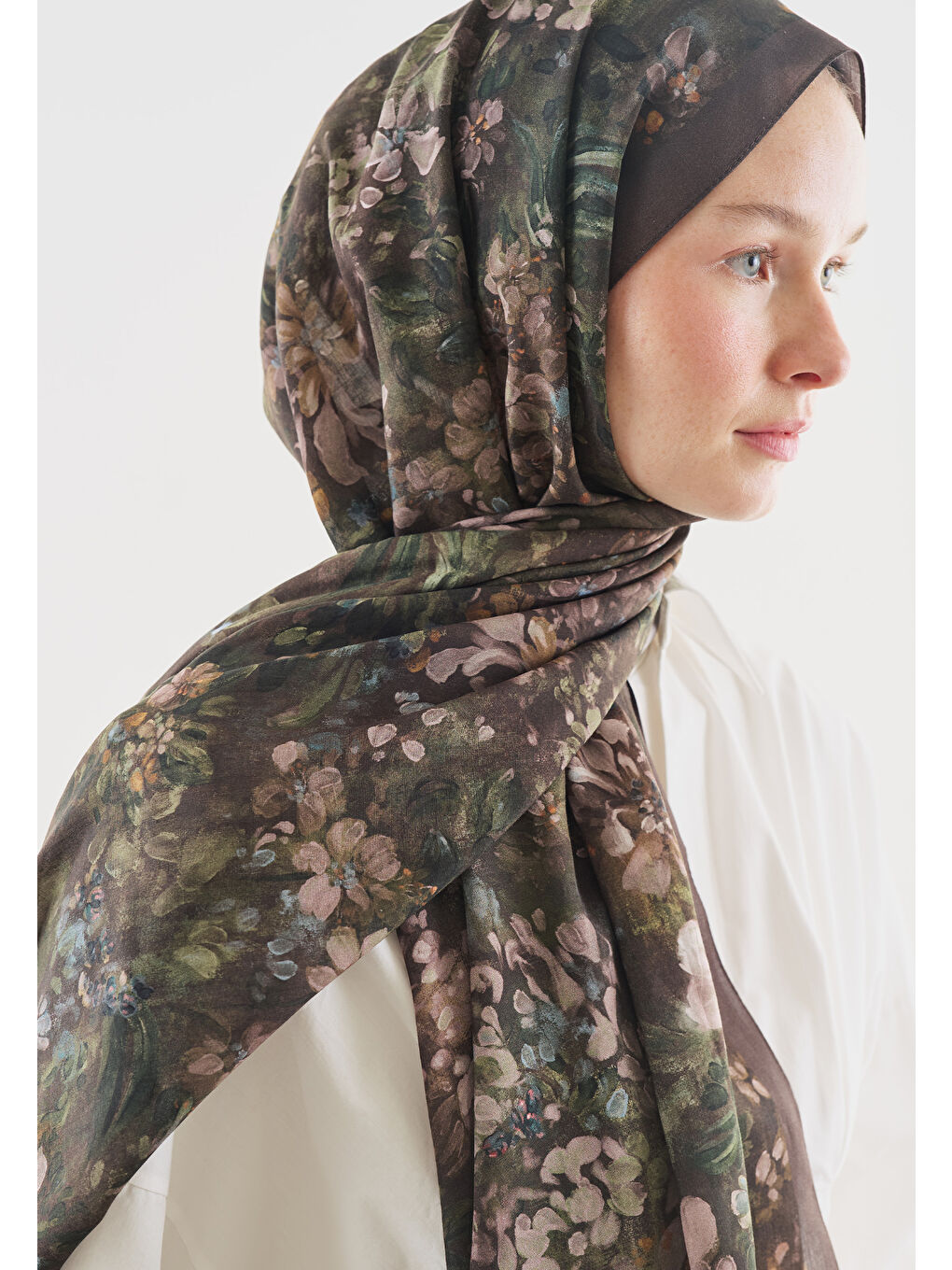 Mürdüm DARK BEAUTY DESENLİ PAMUK VİSKON ŞAL ERİK ÇÜRÜĞÜ-3