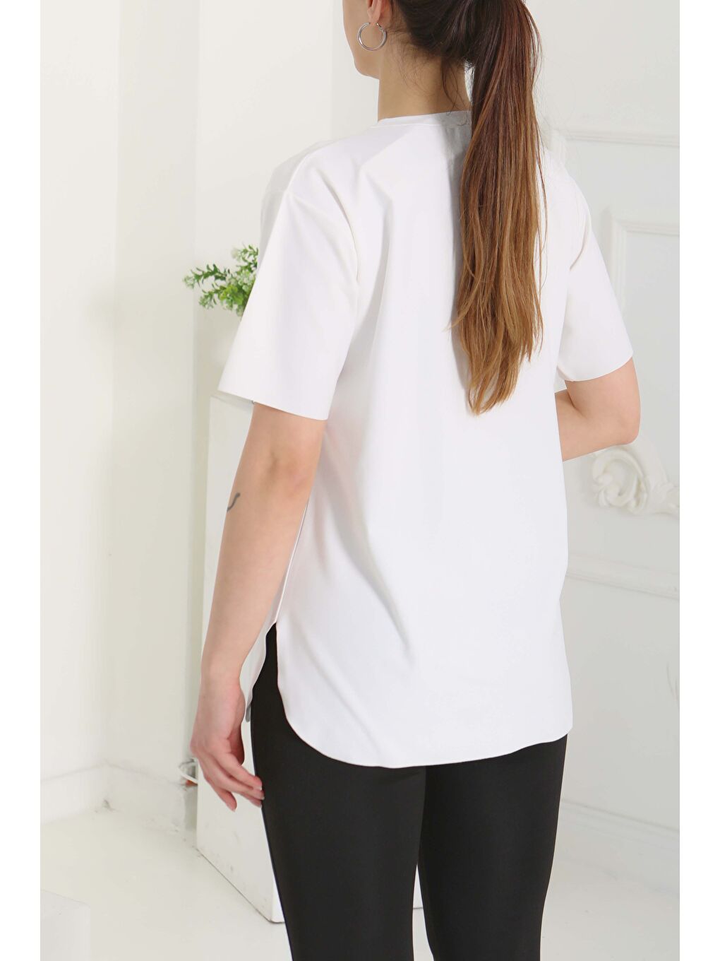 Yırtmalı Kısa Kollu T-Şhirt Beyaz - 27117-5