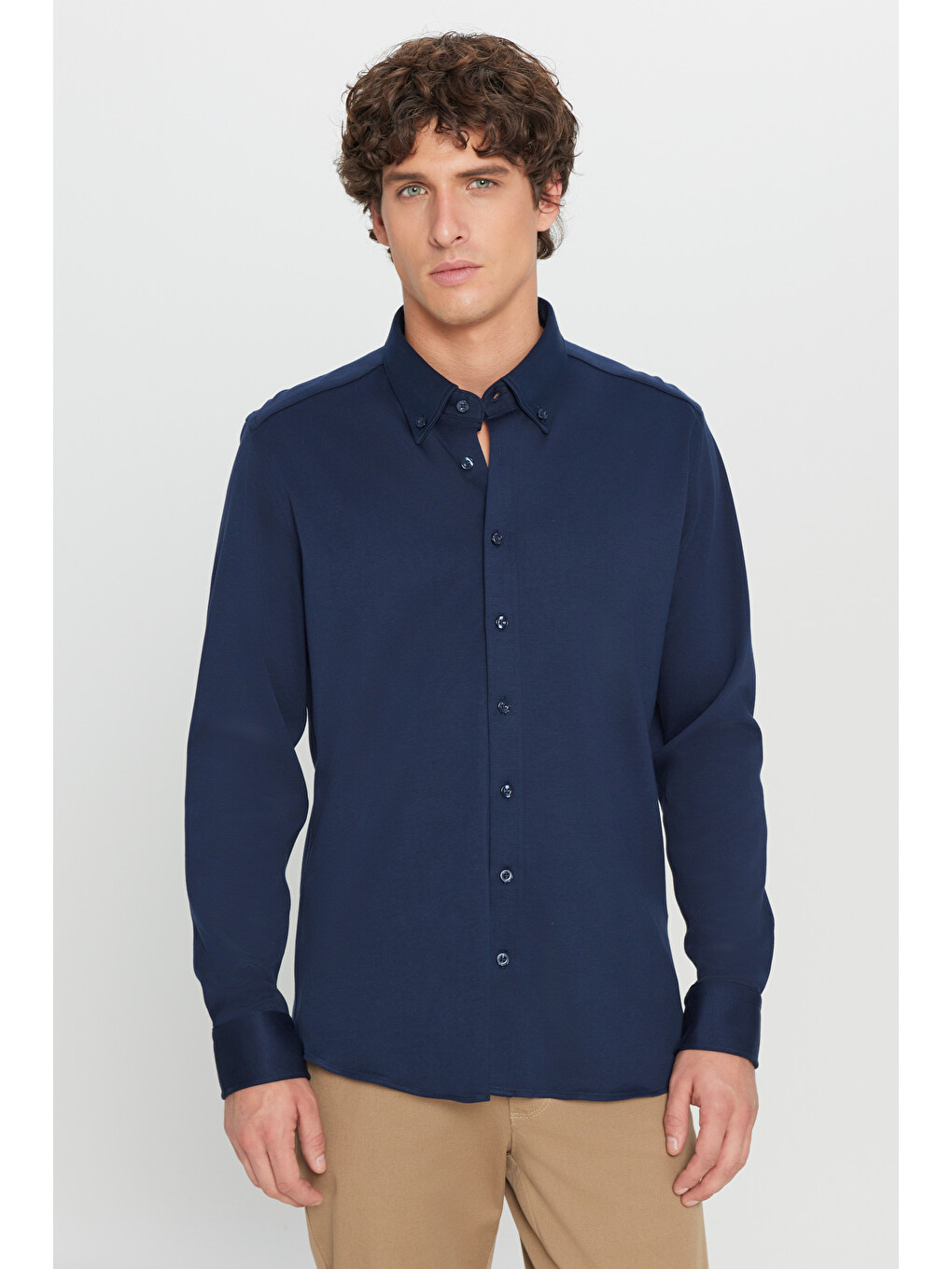 Erkek Lacivert %100 Pamuk Slim Fit Dar Kesim Düğmeli Yaka Örme Gömlek-2