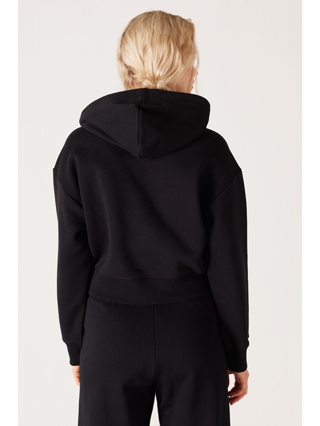 Regular Fit Normal Kesim Kapüşonlu İçi Polarlı Siyah Sweatshirt-4