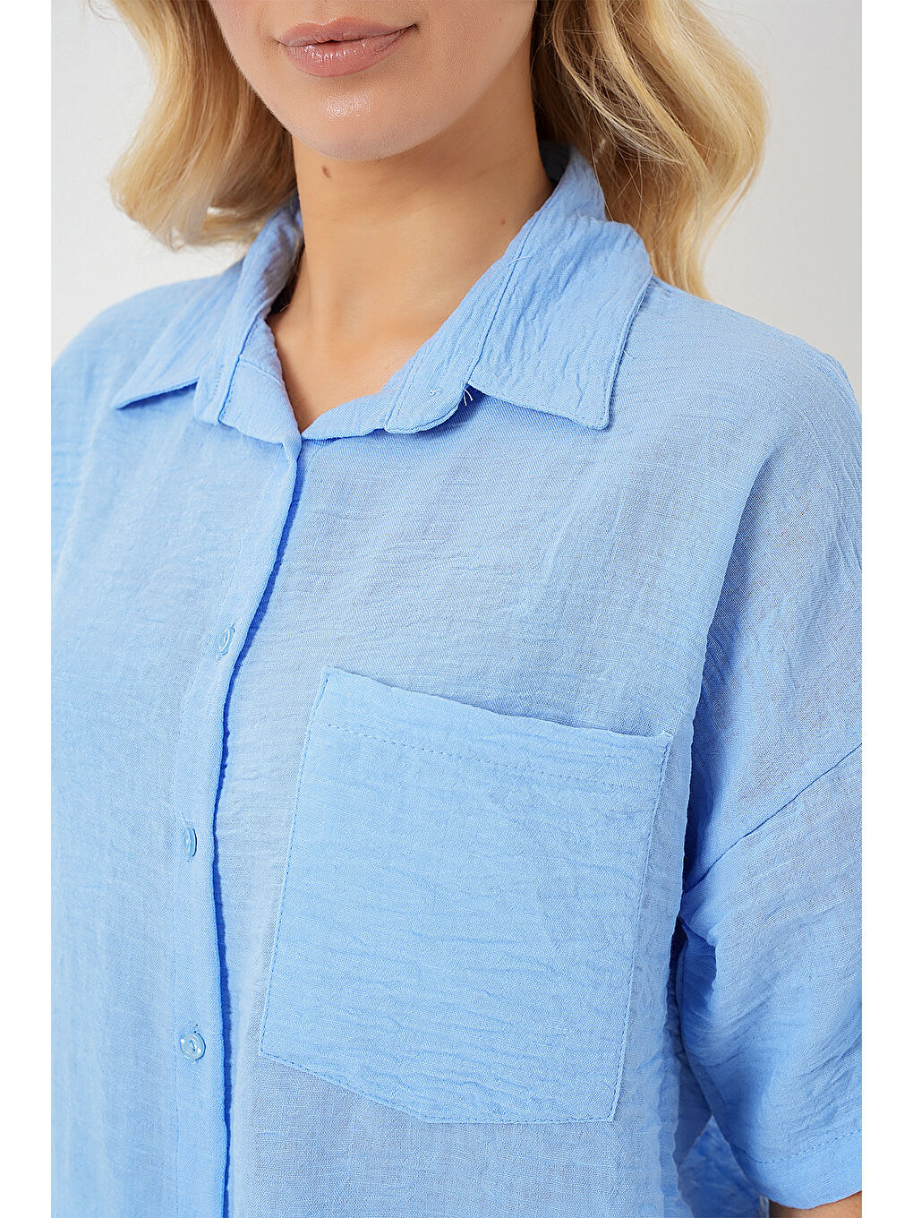 Kadın Kısa Kol Keten Görünümlü Gömlek 20336 - Mavi-4