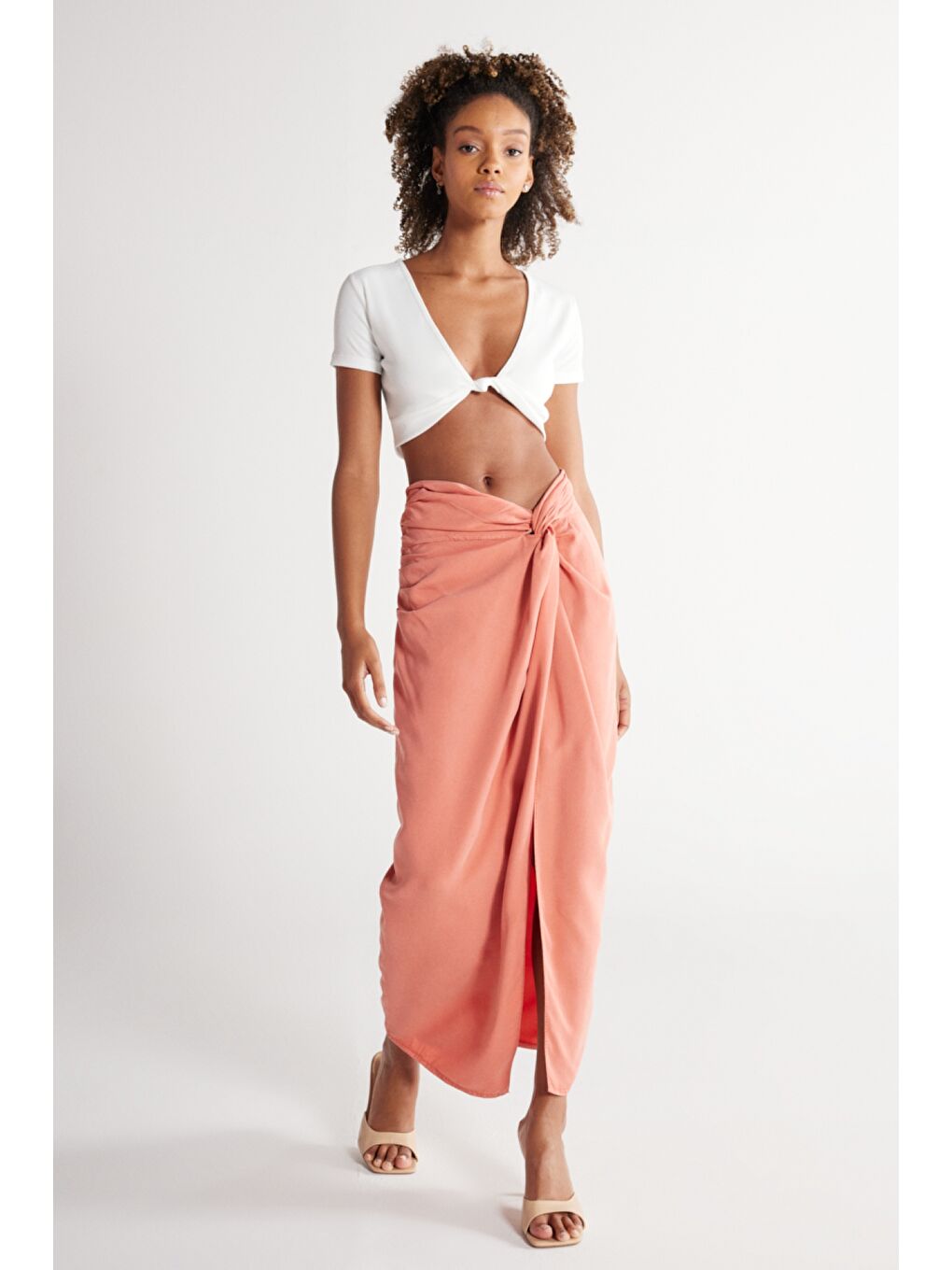 Pembe Regular Fit Normal Kesim Yüksek Bel Somon Yırtmaçlı Uzun Etek-3