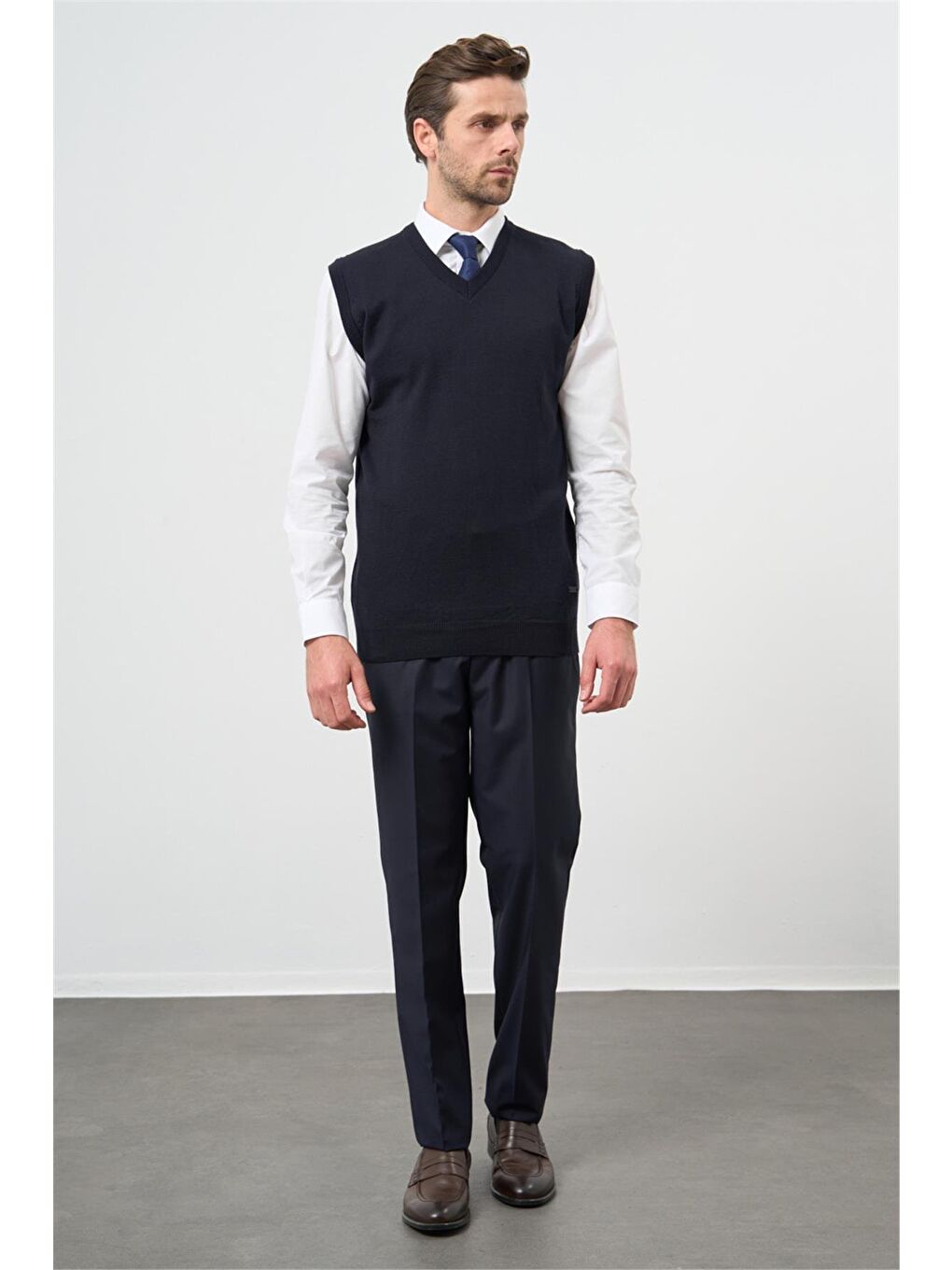Koyu Lacivert Düz Örme V Yaka Classic Comfort Fit Triko 1012245003-5